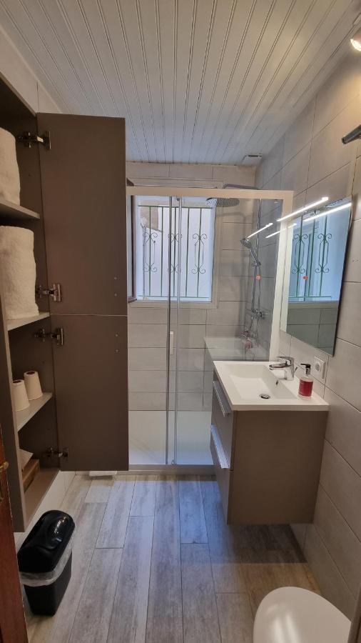 Appartement Calme Centre Ville A 80M Des Halles ナルボンヌ エクステリア 写真